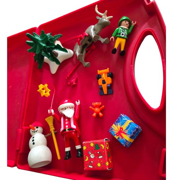 Playmobil 5956 Christmas Set Santa Sleigh Snowman Elf Reindeer Case INCOMPLETE - Picture 2 of 3